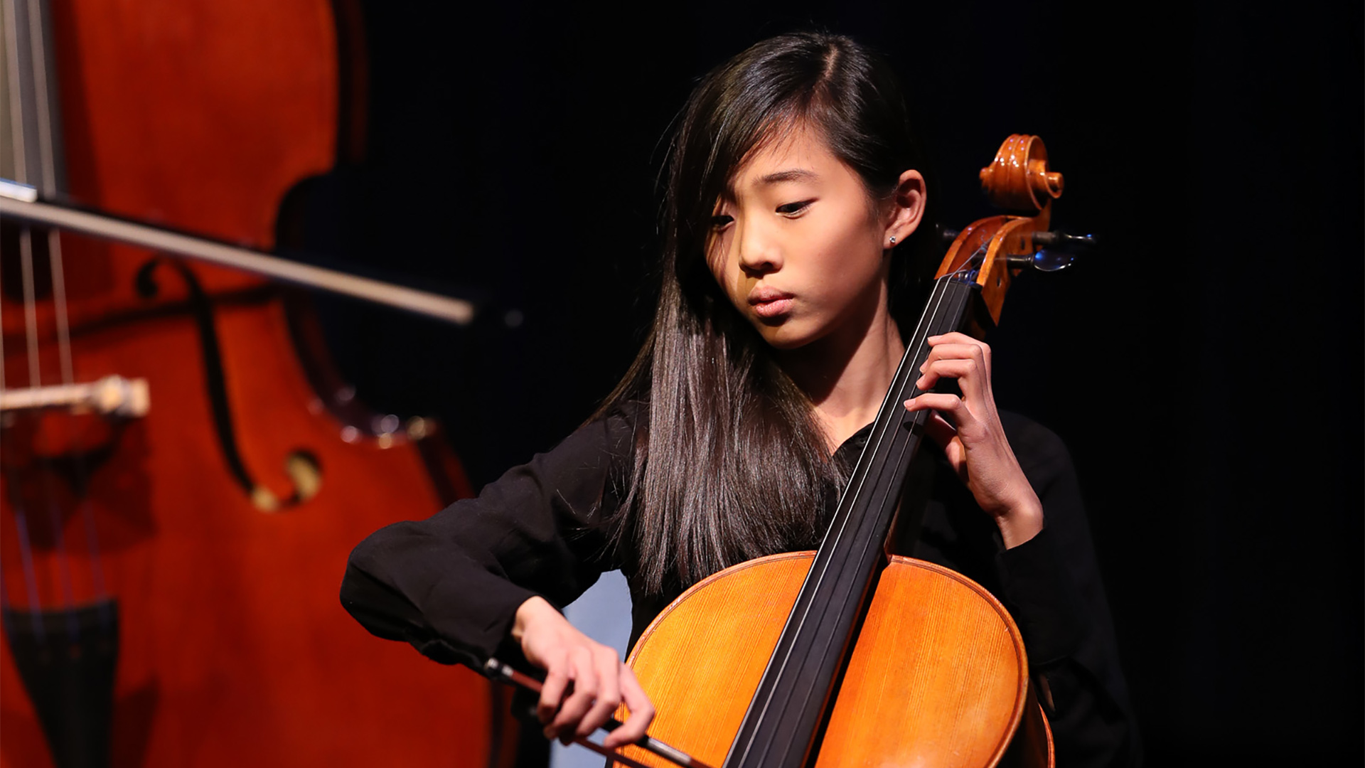 Flint Hill Winter Orchestra Concert Flint Hill Winter Orchestra Concert
Photo credit: Patrick R. Kane/DMVpix.com
EXIF: Canon EOS-1D X Mark II; EF200mm f/2L IS USM at 200 mm; É / 2.0, 1/800 sec and ISO 1600