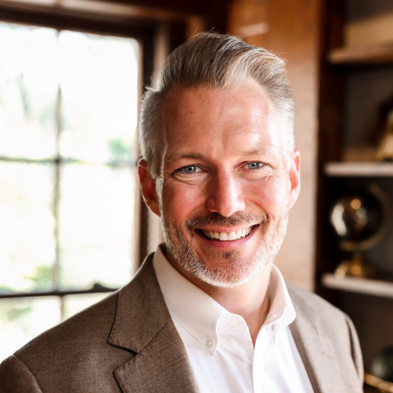 Board of Trustees | Flint Hill School